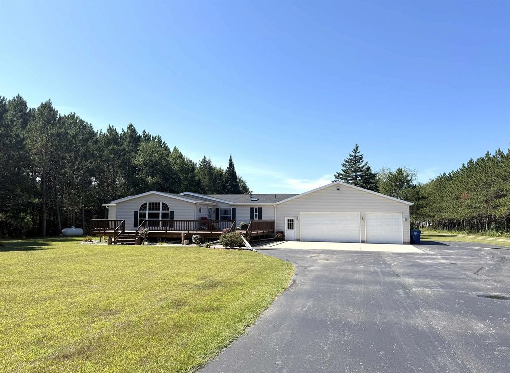 N2985 Spruce Road, CLINTONVILLE