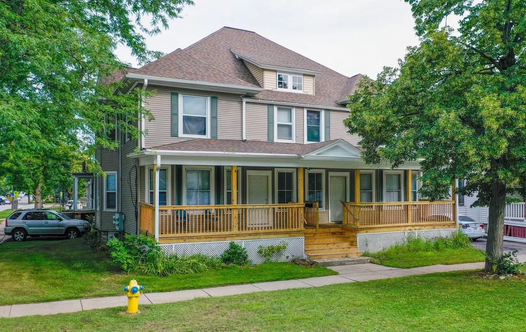 238 N Oakland Avenue, GREEN BAY