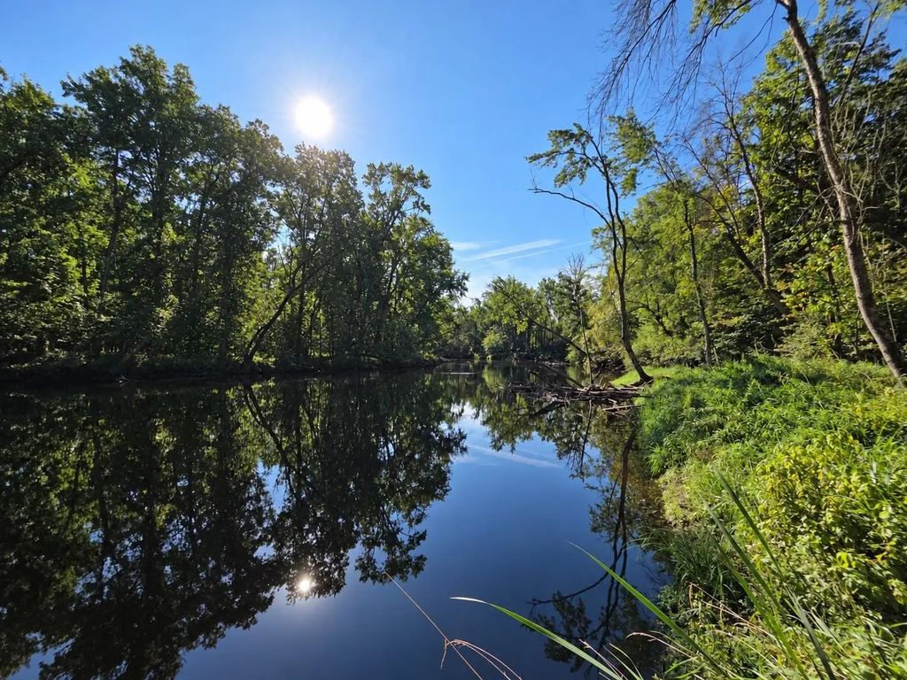 River Road 9, SURING