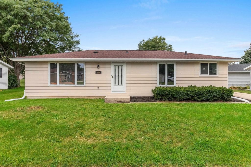 1605 Thurke Avenue, NORTH FOND DU LAC
