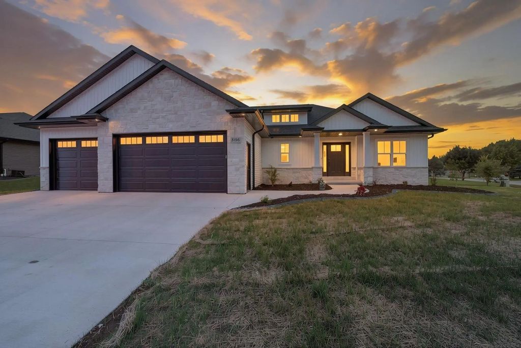 3196 Eclipse Drive, BELLEVILLE