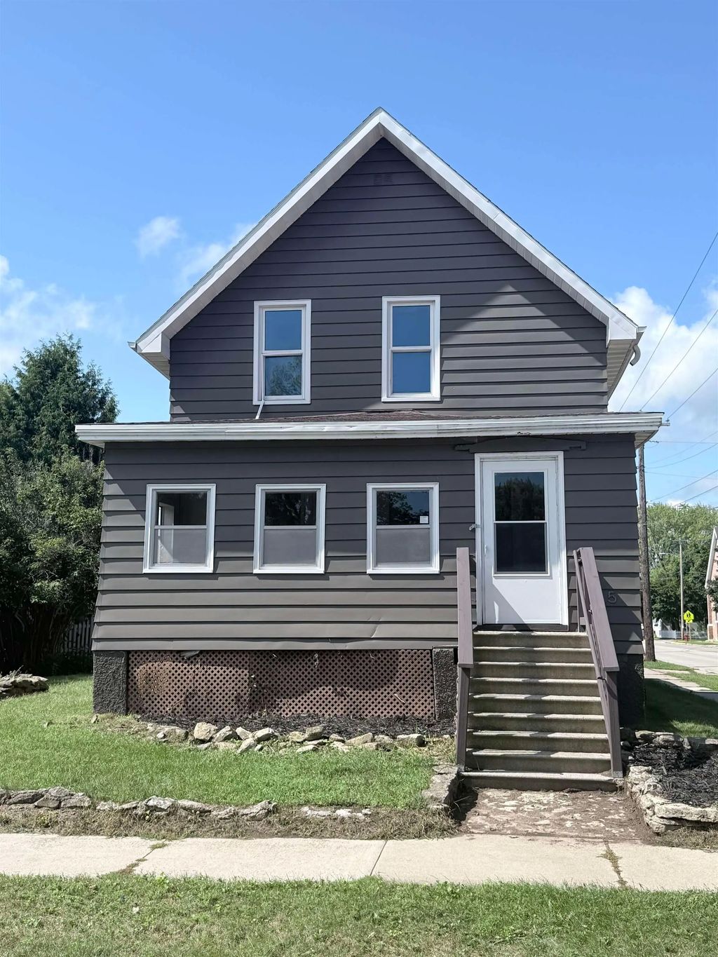 615 Superior Avenue, OCONTO