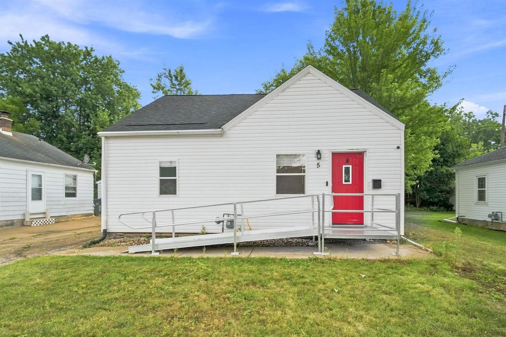 5 Armstrong Court, KAUKAUNA