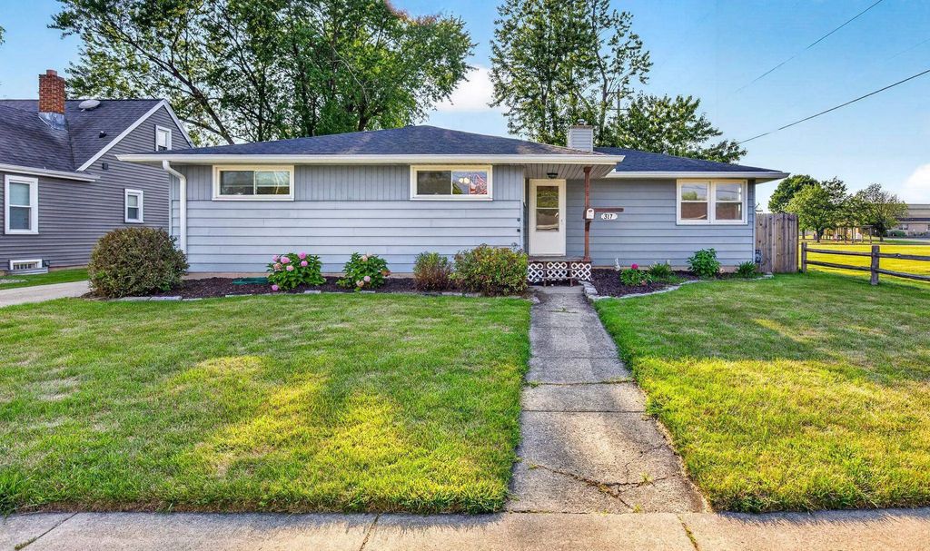 317 S Western Avenue, NEENAH