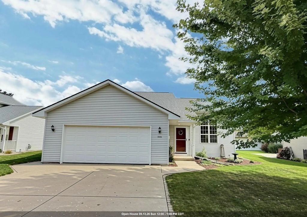 2756 Clover Street, OSHKOSH