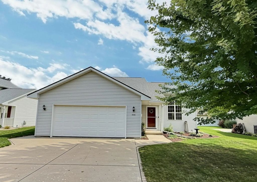 2756 Clover Street, OSHKOSH