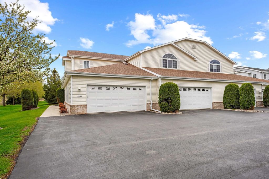 3150 White Tail Lane, OSHKOSH