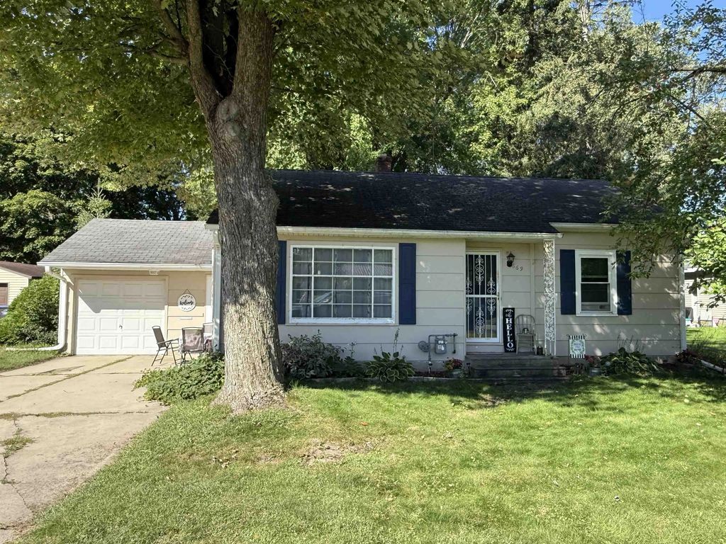 669 N Smalley Street, SHAWANO