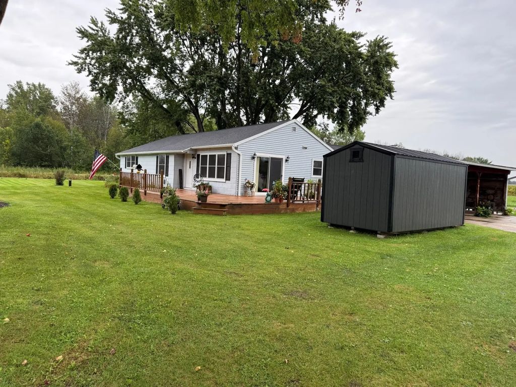 N9276 State Rd 47, Black Creek