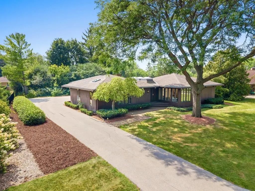 221 Rosemont Drive, ALLOUEZ