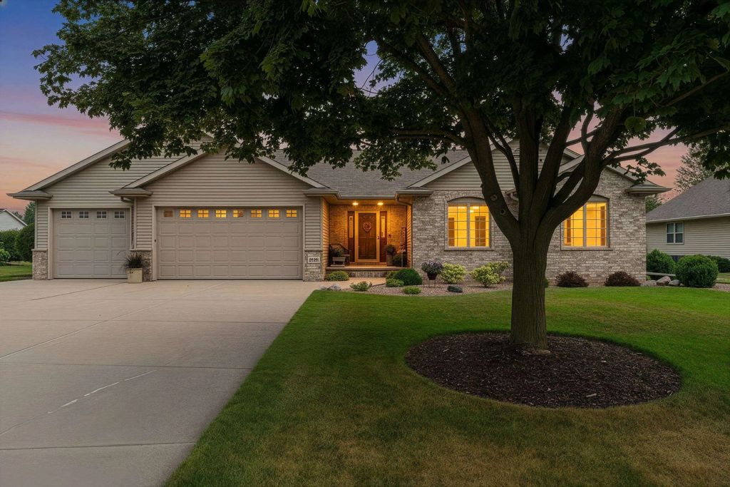 1038 Hoks Ridge Lane, DE PERE