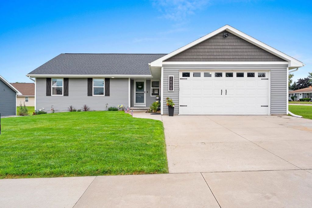 2608 Hendricks Avenue, KAUKAUNA