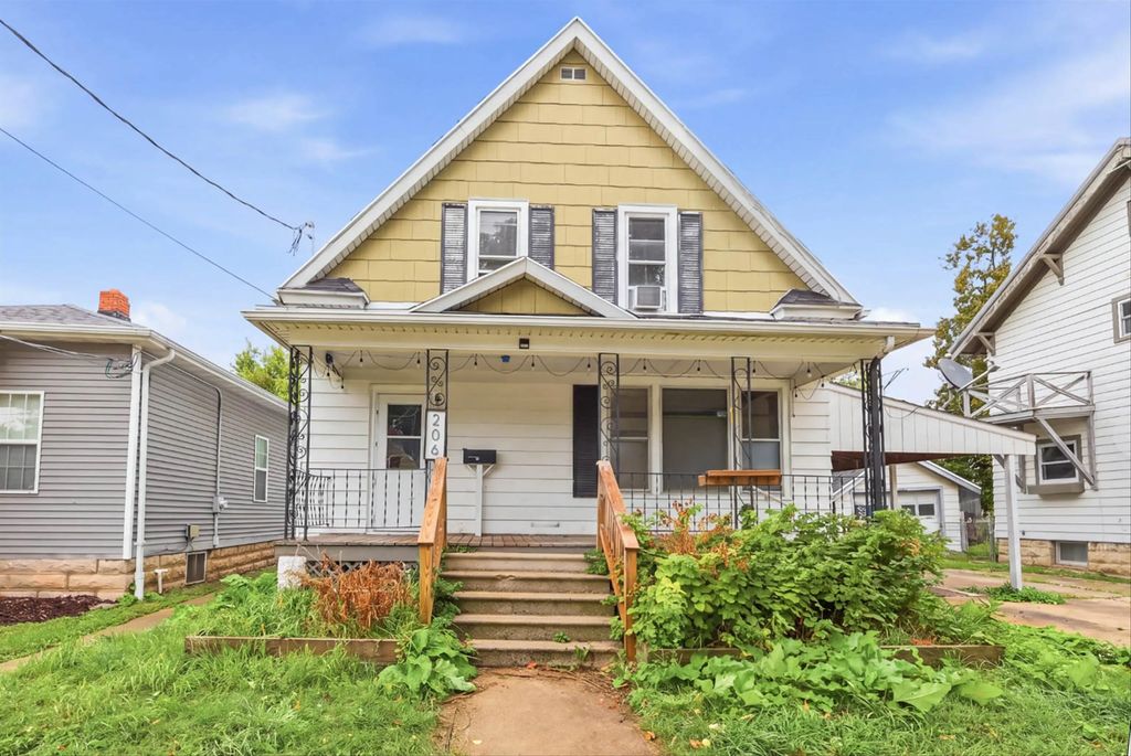 206 W Winnebago Street, APPLETON