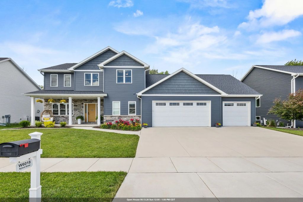 W6018 Ryford Street, MENASHA