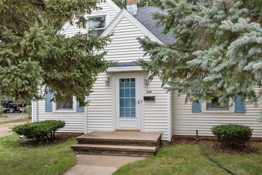 1620 N Richmond Street, APPLETON