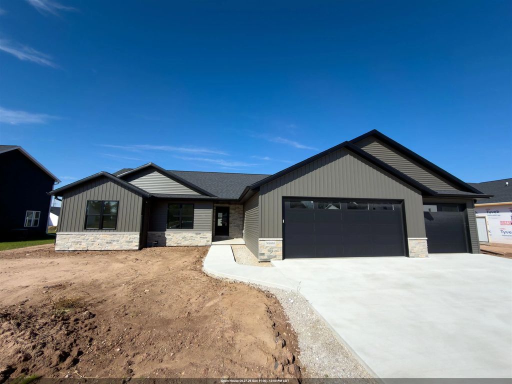 N8853 Galway Lane, APPLETON