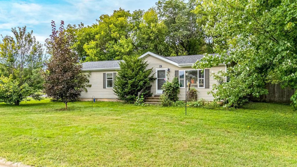 1021 E Elizabeth Street, SHAWANO