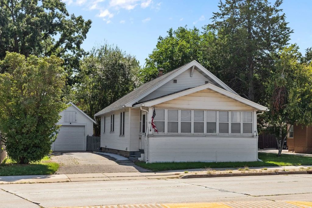 613 W Wisconsin Avenue, APPLETON