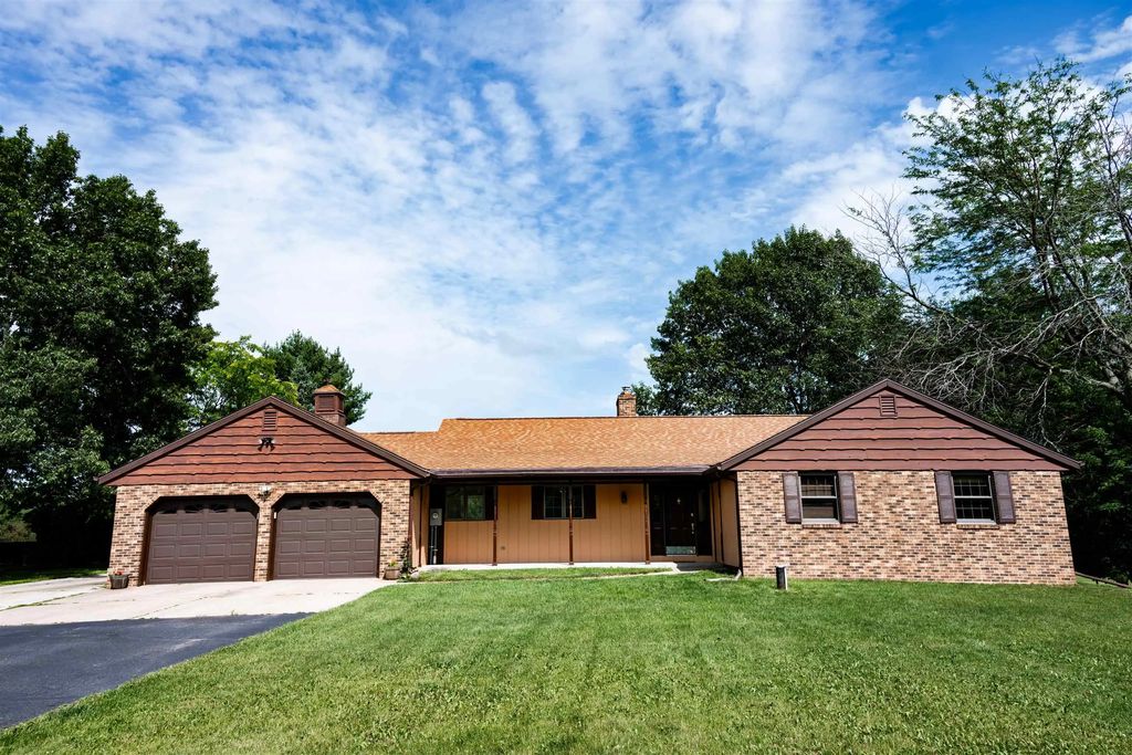 N5640 Fairway Drive, NEW LONDON