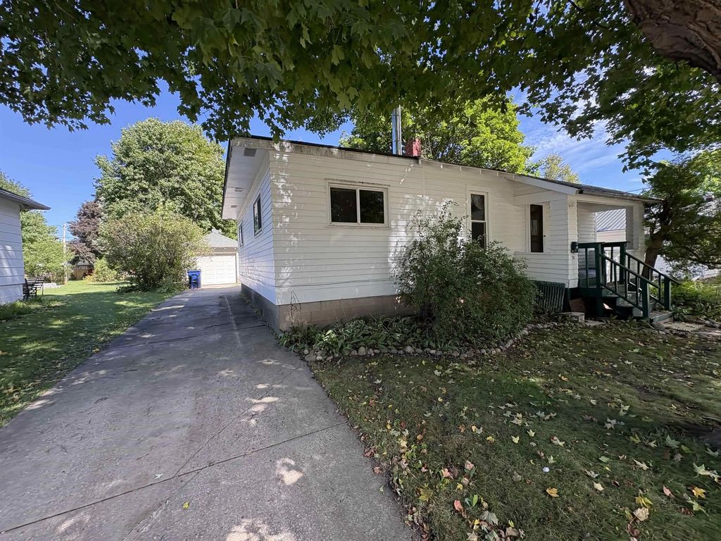 38 18th Street, CLINTONVILLE