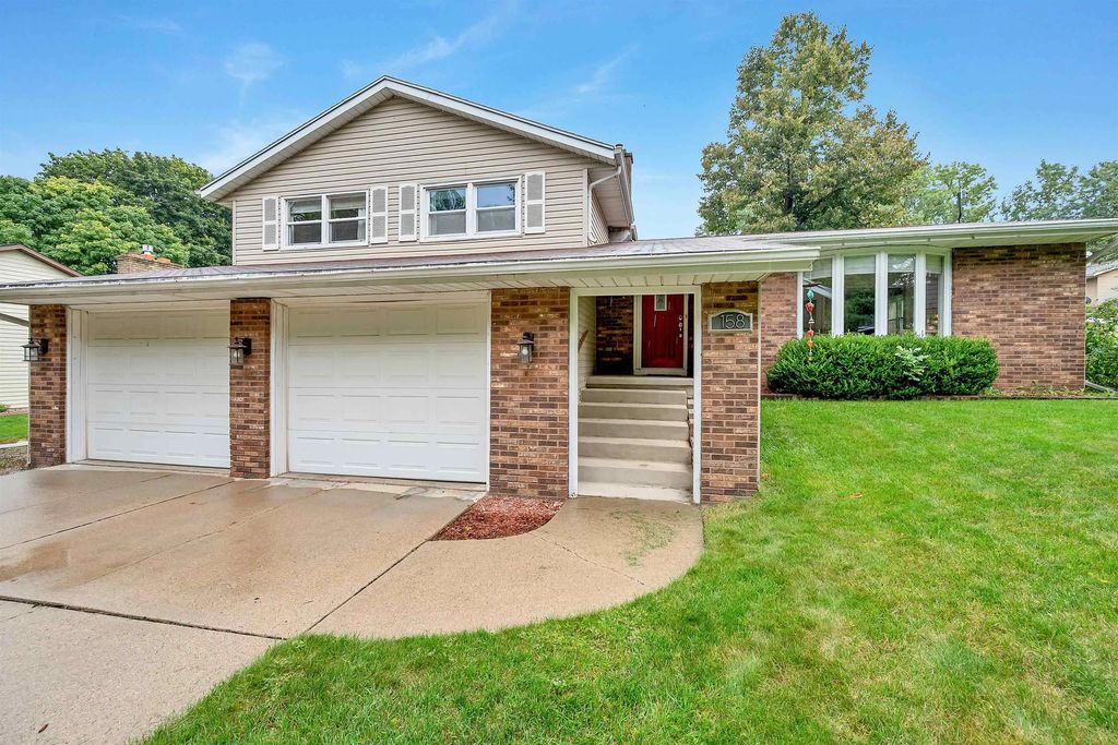 158 Winchester Way, GREEN BAY