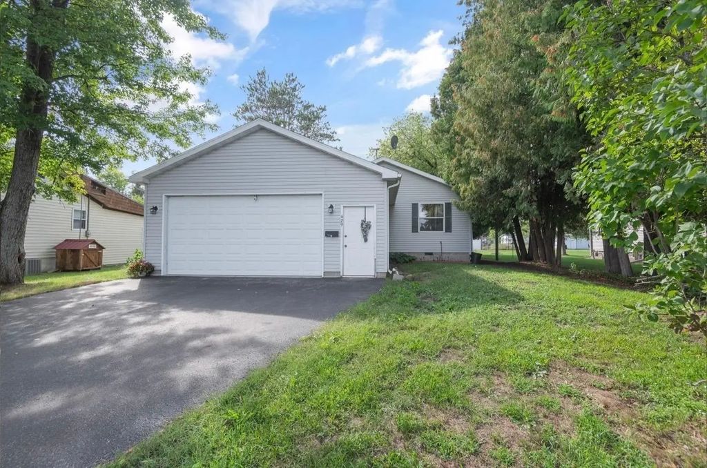 429 S Peck Avenue, PESHTIGO