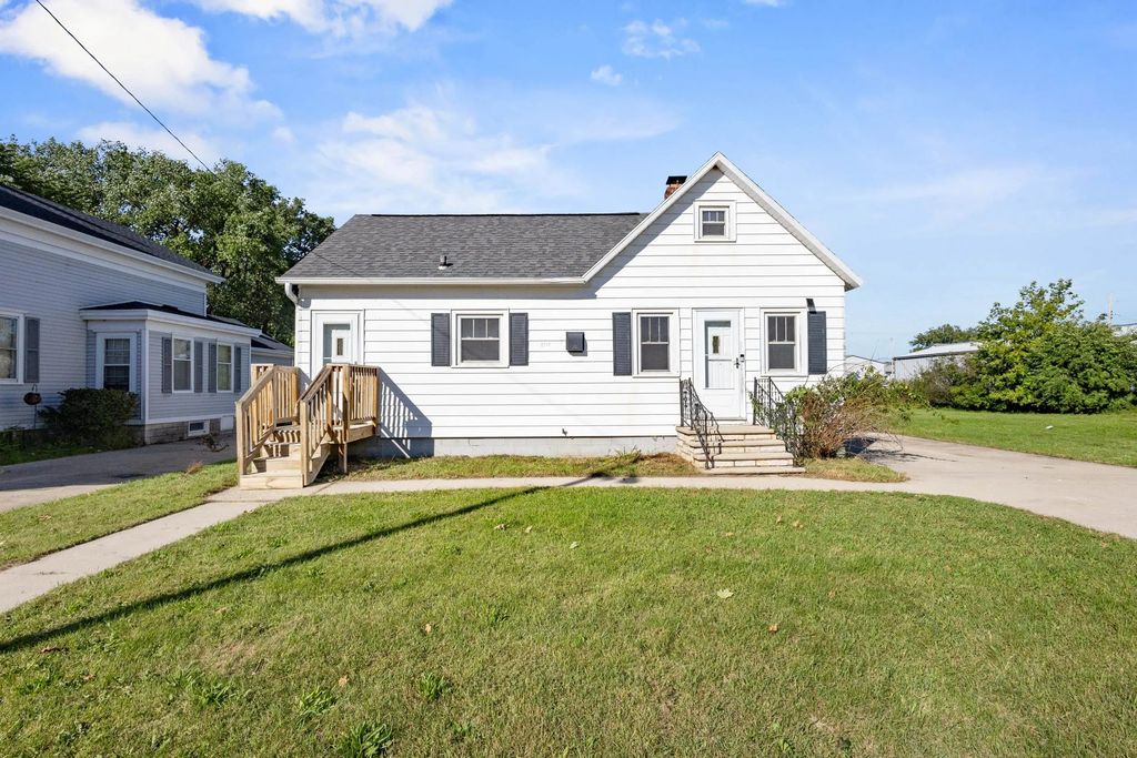1251 Doblon Street, GREEN BAY