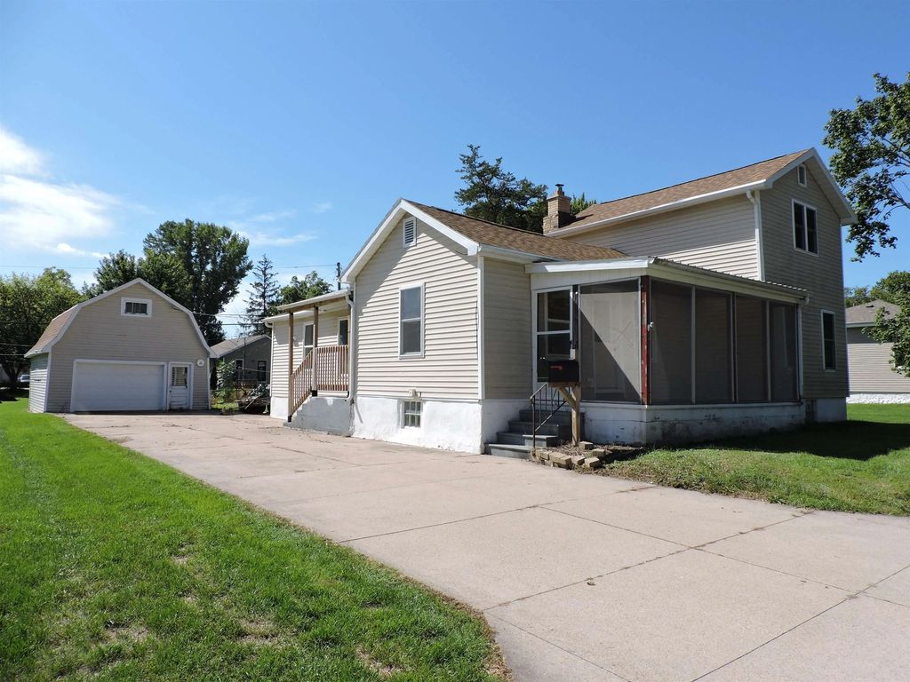 236 E Huron Street, OMRO
