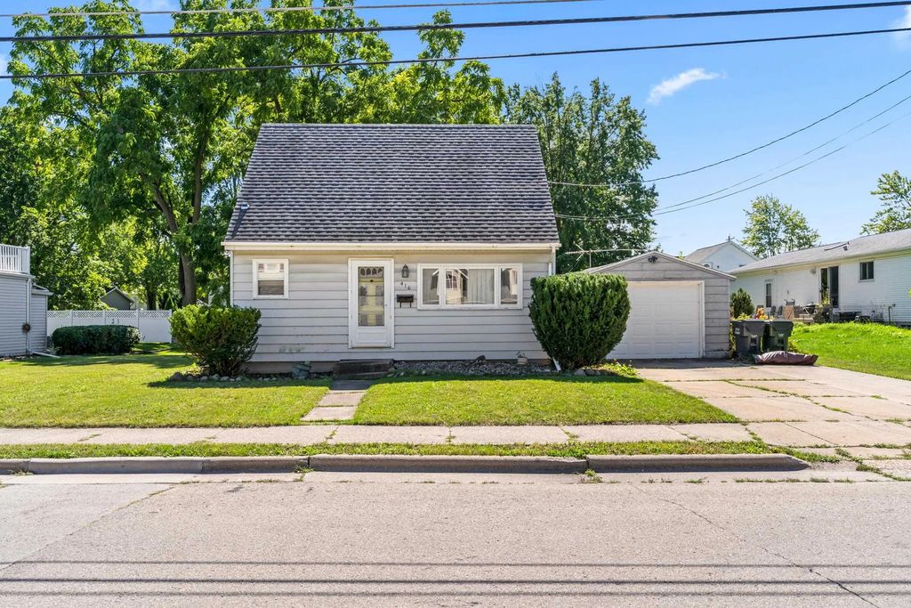 416 Robbins Street, SEYMOUR
