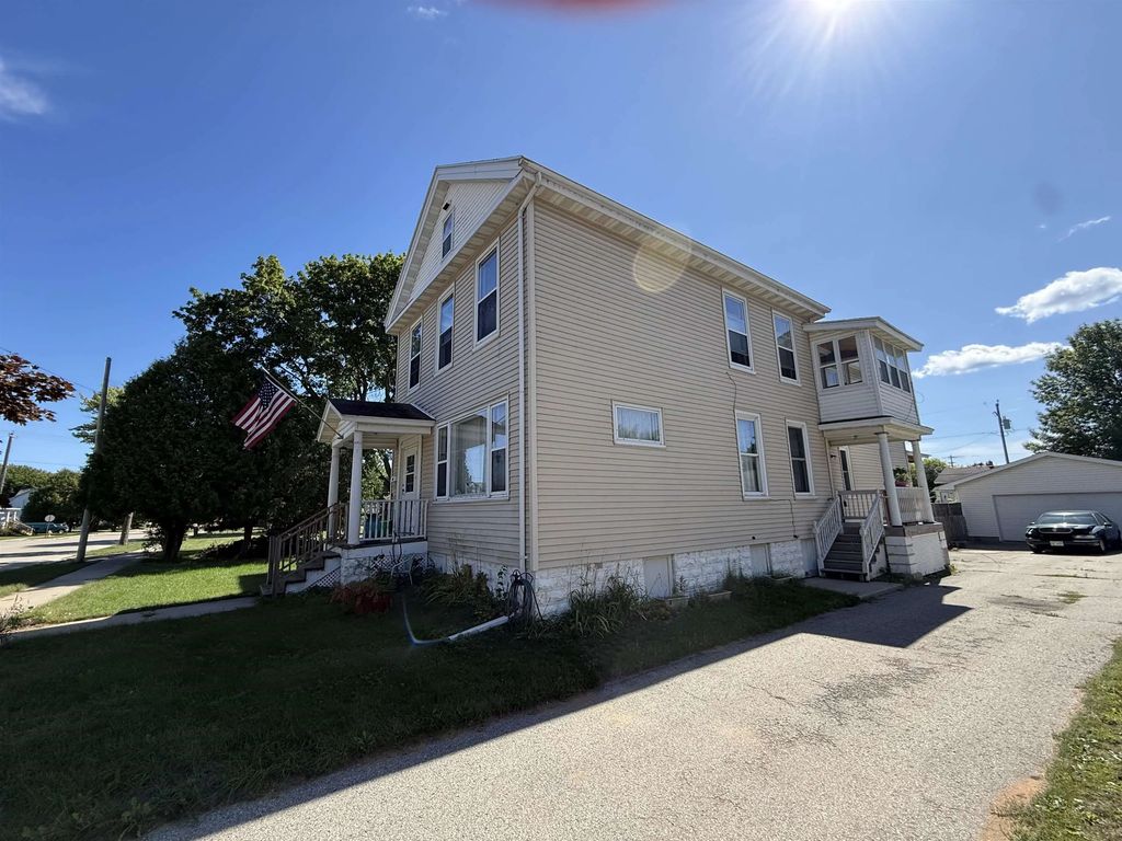 511 5th Avenue, MENOMINEE