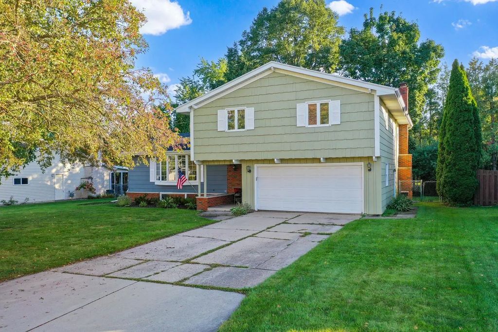 336 Brookridge Street, GREEN BAY