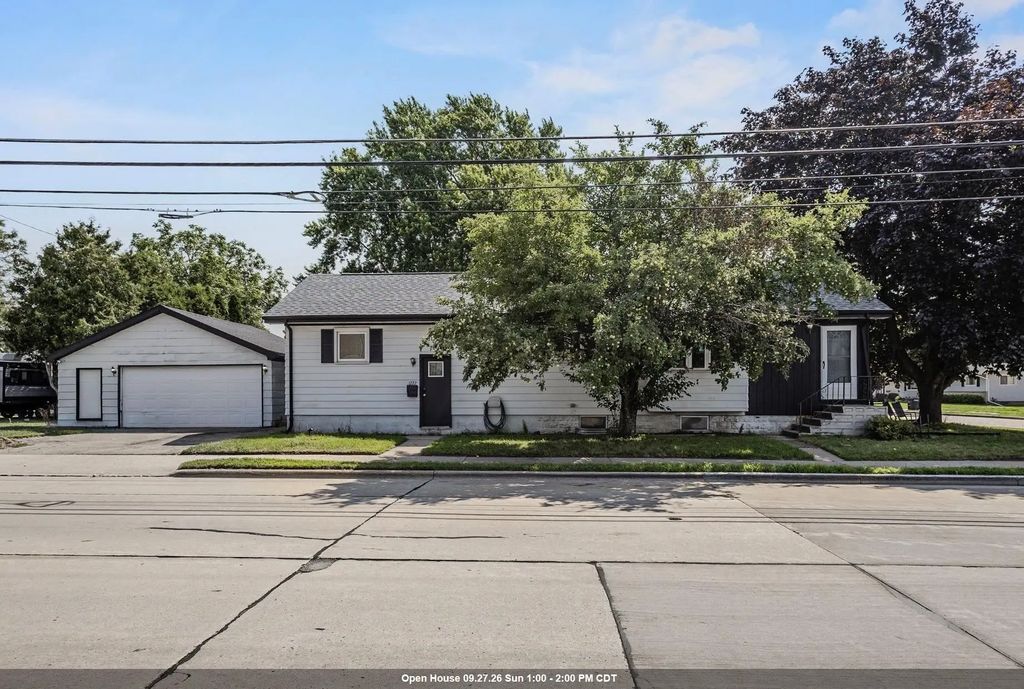 1222 Knapp Street, OSHKOSH