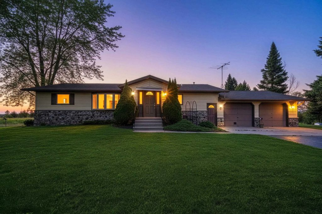 W2450 River Bend Lane, CECIL