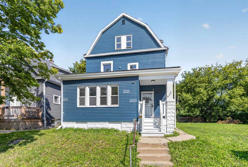 620 W Burleigh Street, MILWAUKEE