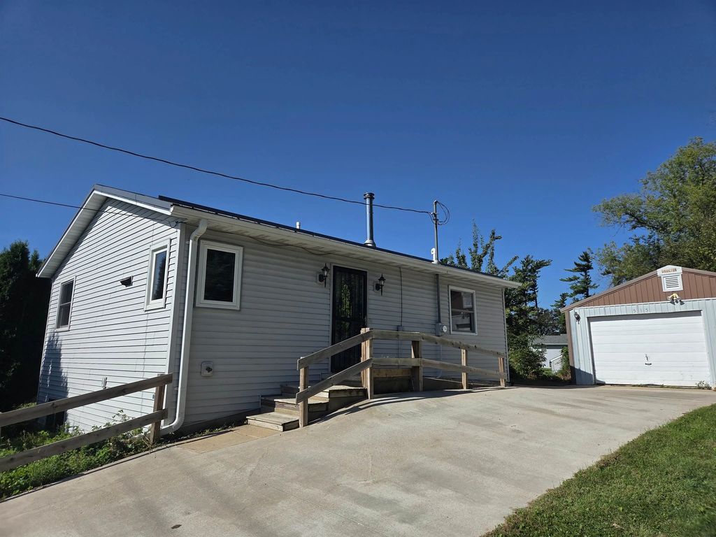 515 N Nash Street, HORTONVILLE