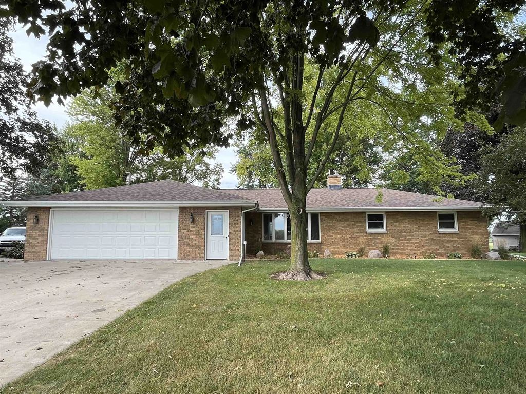 W2226 Hickory Drive, KAUKAUNA