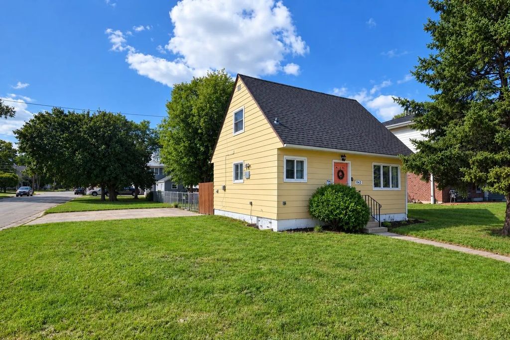 842 12th Avenue, GREEN BAY