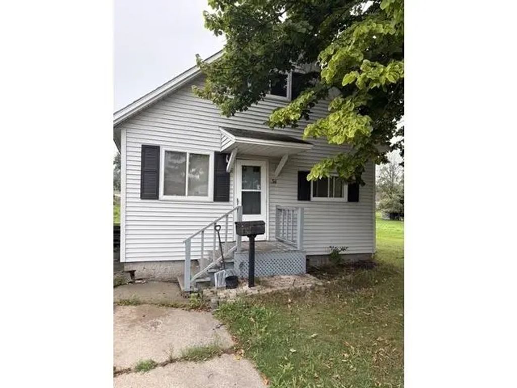 311 Carney Boulevard, MARINETTE