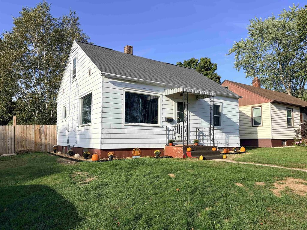 207 Rolland Street, ALGOMA