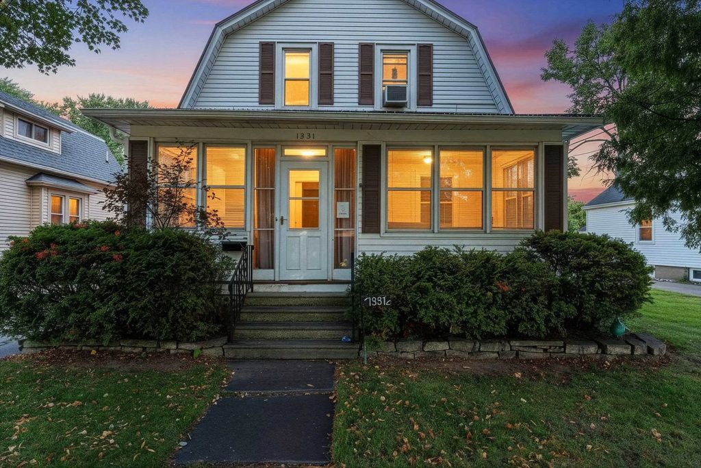 1331 Porlier Street, GREEN BAY