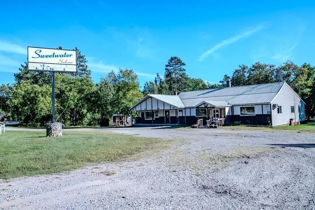 W12263 County Road W, CRIVITZ
