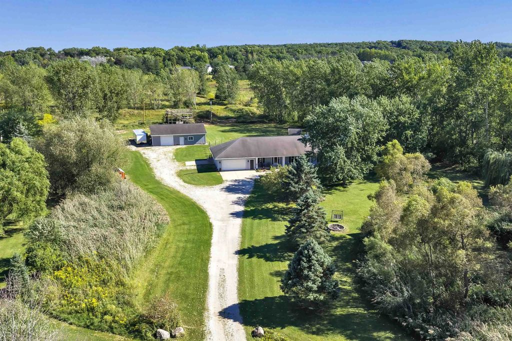 3545 Bower Creek Road, DE PERE