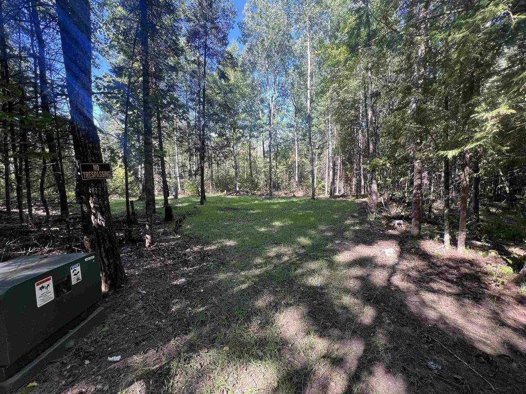 N12287 Poplar Road, WAUSAUKEE