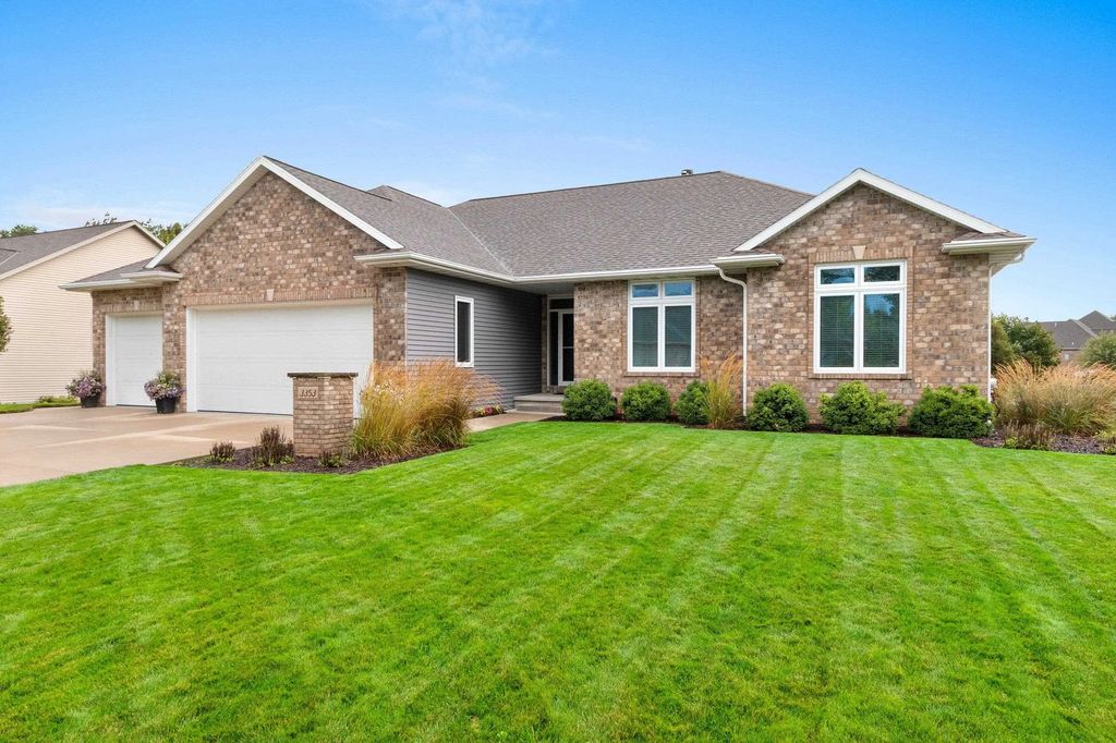 3353 Langdon Street, GREEN BAY