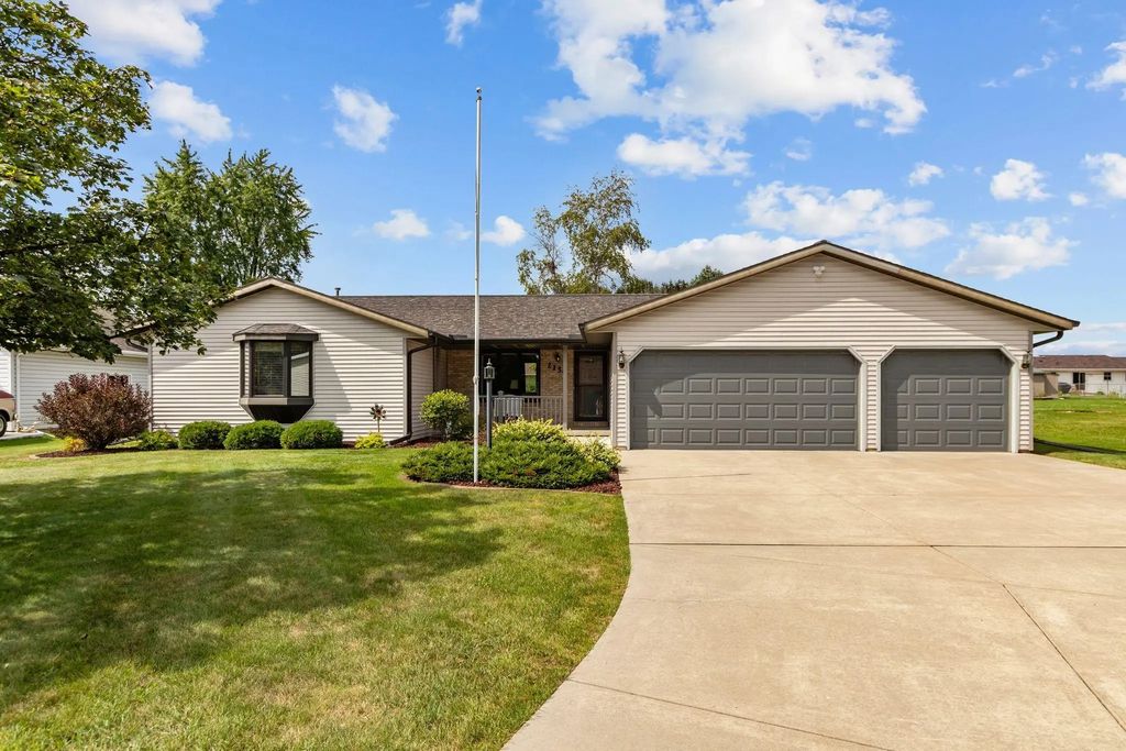 2154 Nellie Lane, GREEN BAY