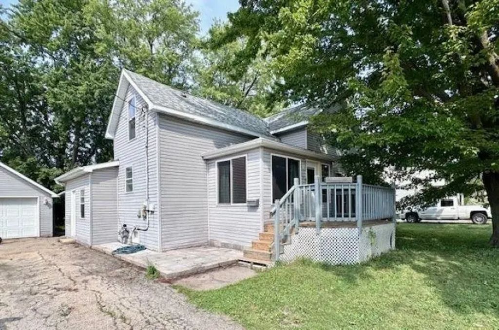 533 E Pearl Street, SEYMOUR