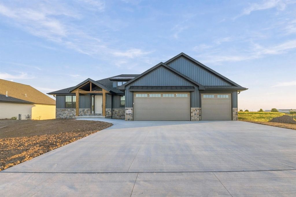 2782 Stelor Drive, GREEN BAY