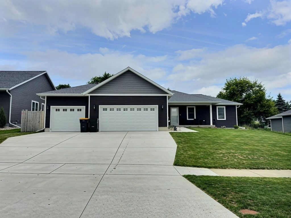 336 Village Lane, RIPON