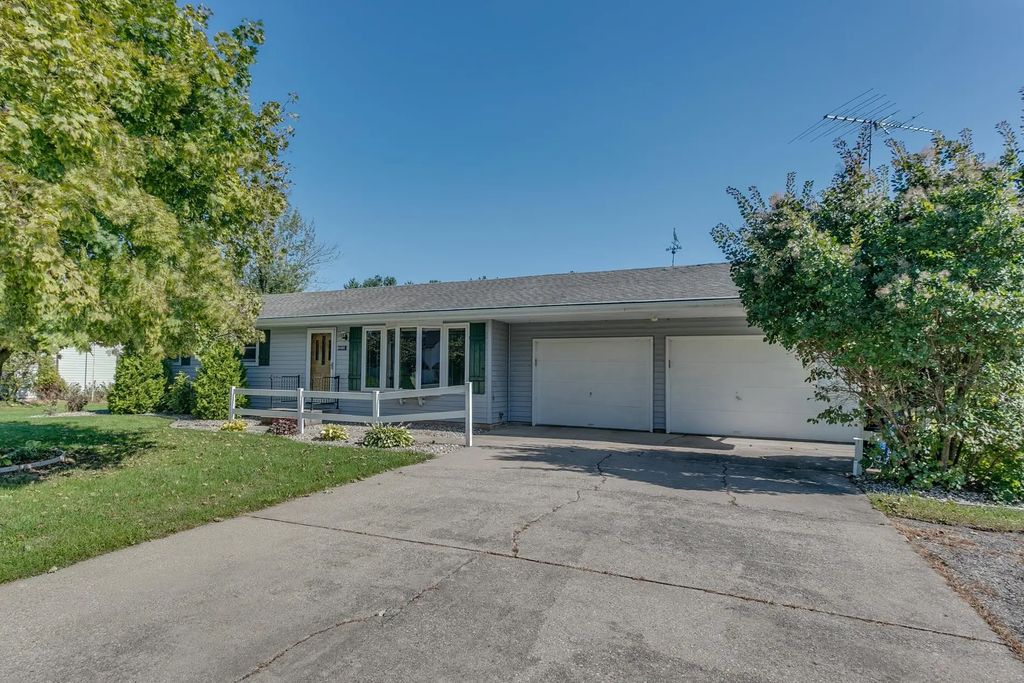 310 High Street, CLINTONVILLE
