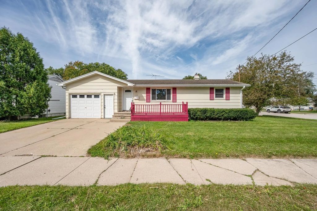 1104 Suydam Street, GREEN BAY